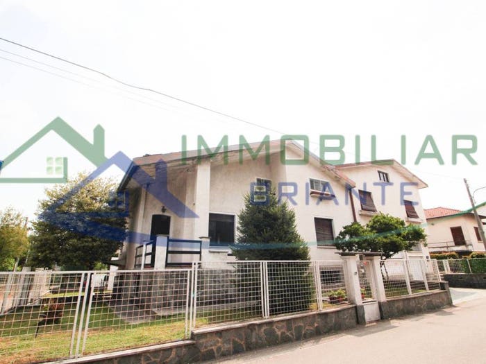 Casa trilocale in vendita in Via Valle, Centro, Somma Lombardo