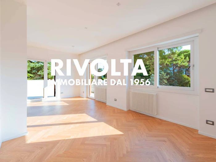 Casa quadrilocale in vendita in Via Mario Fani, Camilluccia Farnesina, Roma