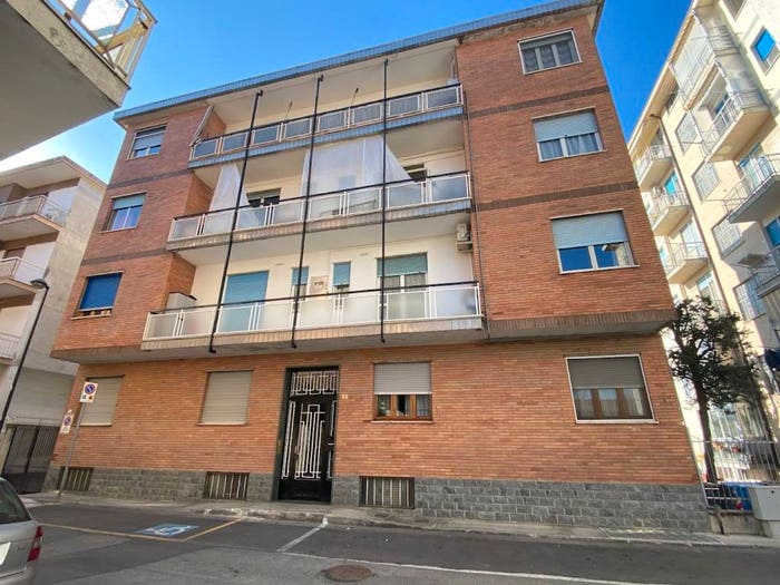 Appartamento trilocale in vendita in Via Enrico Toti, Borgaretto, Beinasco