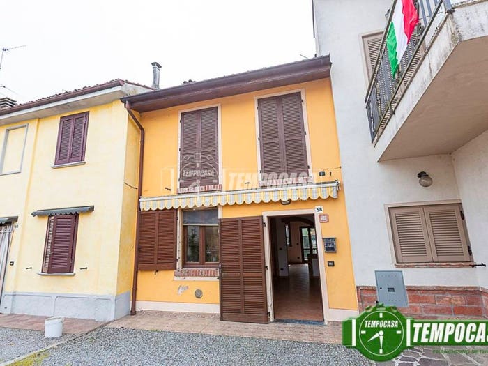 Casa trilocale in vendita in Via Dante Alighieri, Valloria, Guardamiglio