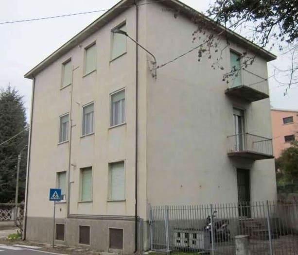 Appartamento trilocale in vendita in Viale Amedeo di Savoia Duca d'Aosta, Centro, Casteggio
