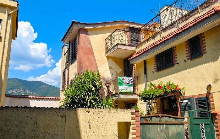 Appartamento trilocale in vendita in Corso Mario Pagano, Centro, Roccapiemonte
