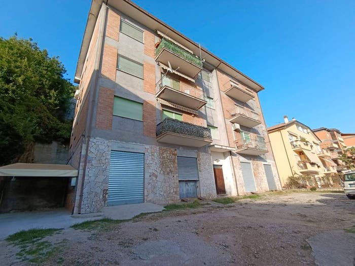 Appartamento quadrilocale in vendita in Via Magni, Centro, Arce