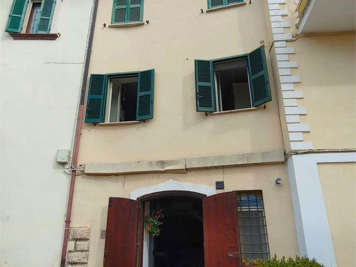Appartamento quadrilocale in vendita in Centro, Ferentillo