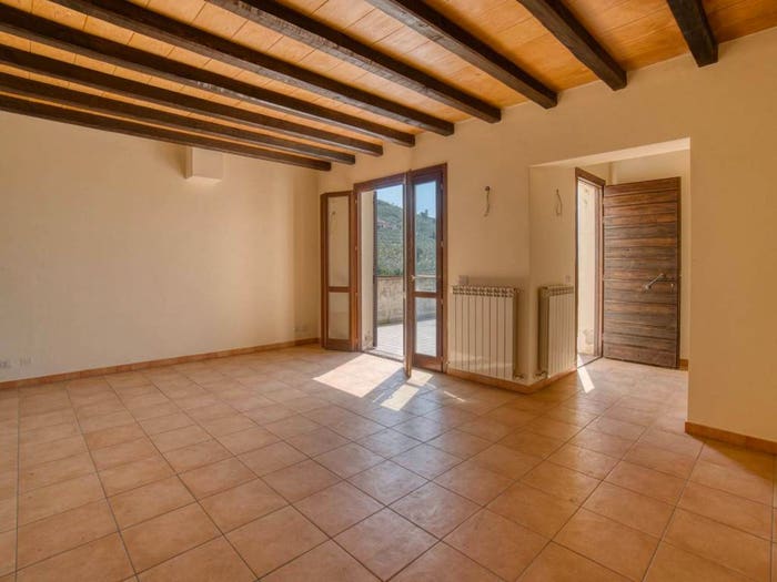 Appartamento trilocale in vendita in Via San Marco, Trevi