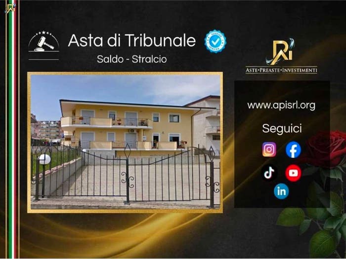 Appartamento con 5 locali in vendita in Via Trieste, Settimo, Montalto Uffugo
