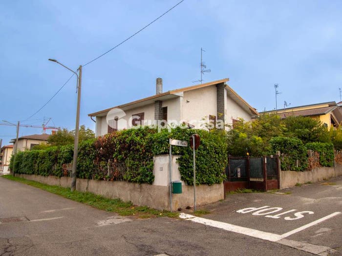 Casa con 5 locali in vendita in Via E Fermi, Centro, Boffalora Sopra Ticino