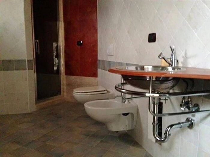 Appartamento bilocale in vendita in Via Casola SNC, Casertavecchia Casola, Caserta