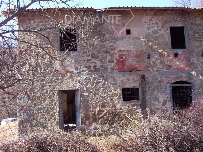 Casa con 6 locali in vendita in Figline Valdarno, Figline e Incisa Valdarno