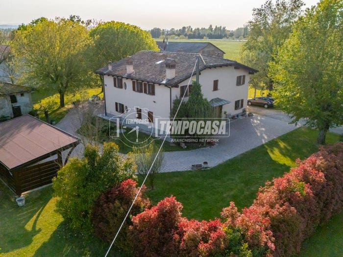 Casa con 5 locali in vendita in Via Foggianova, Castenaso