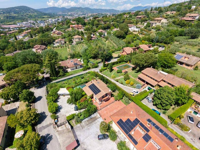 Casa con 6 locali in vendita in Via Vulci, Madonna Alta Prepo, Perugia