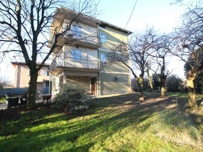 Casa in vendita in Veggia Villalunga, Casalgrande