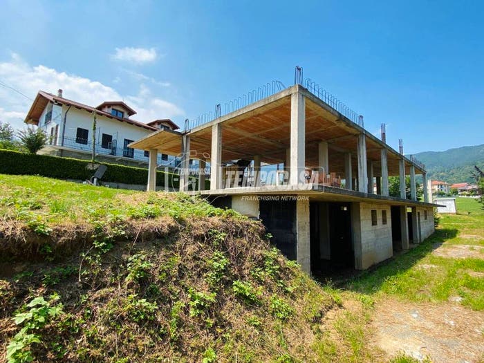 Casa con 6 locali in vendita in Via Magri, Coazze