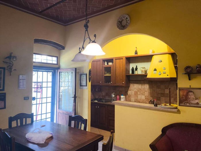 Casa con 5 locali in vendita in Piazza Giuseppe Giusti, Centro, Monsummano Terme