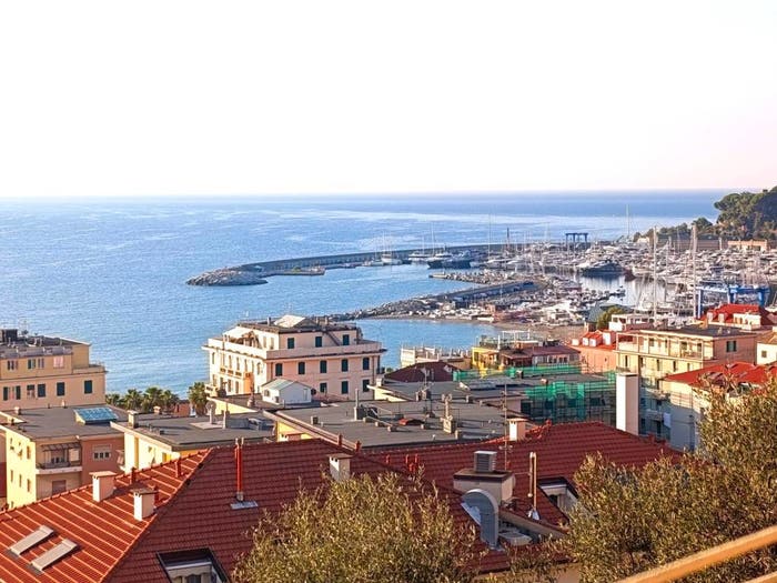 Appartamento con 5 locali in vendita in via bonfante, Centro, Varazze