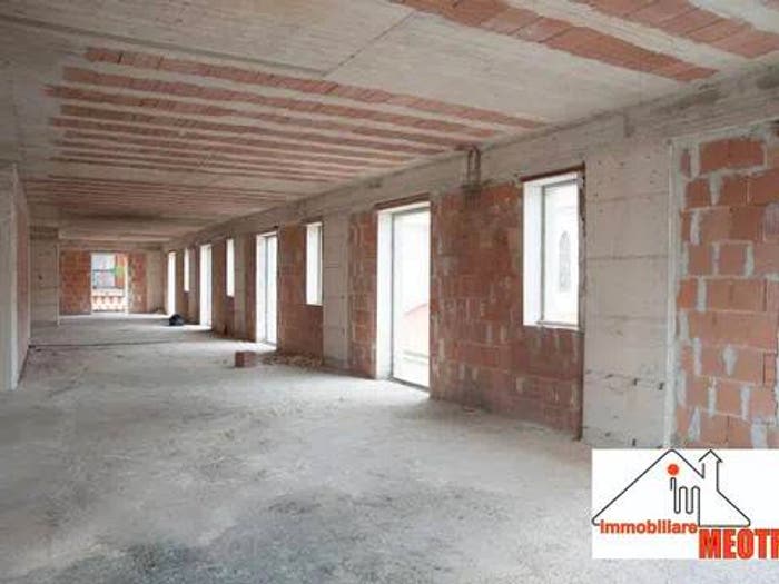 Appartamento con 5 locali in vendita in Corso Vittorio Emanuele Ii, Emanuele II C Colombo Morelli e Silvati, Avellino