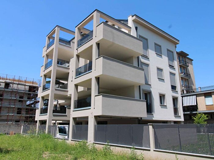Appartamento quadrilocale in vendita in Centro, Parabiago