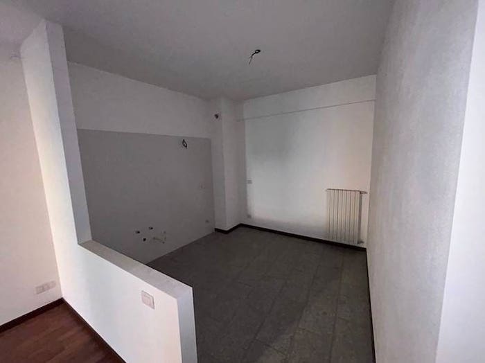 Appartamento trilocale in vendita in Via Giacomo Matteotti, Centro, Jerago con Orago