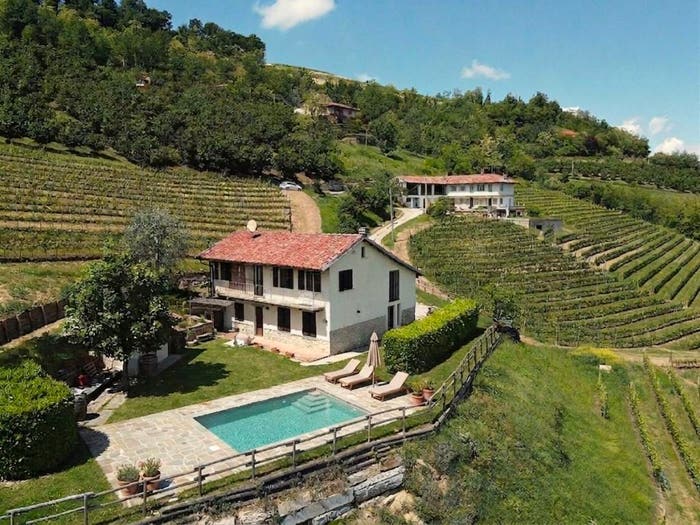 Casa con 6 locali in vendita in Diano d'Alba