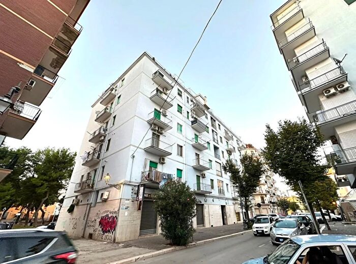 Appartamento trilocale in vendita in Via Alessandro Manzoni, Foggia