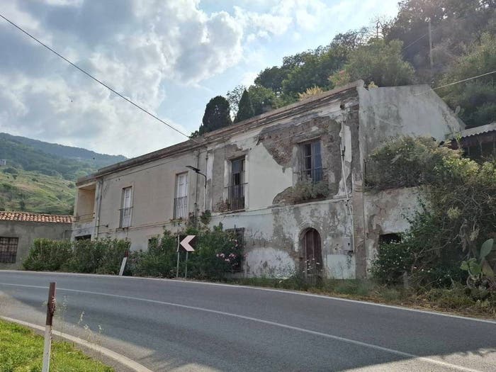 Casa con 6 locali in vendita in Contrada Magaro, Gioiosa Marea