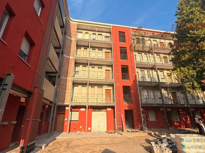 Appartamento trilocale in vendita in Via Cavalli, Centro, Locate di Triulzi