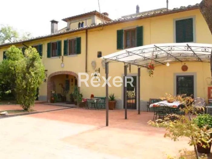 Casa con 6 locali in vendita in Via Montelupo, Montespertoli