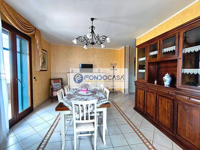 Casa con 6 locali in vendita in via Vittorio Emanuele I, Sanarica