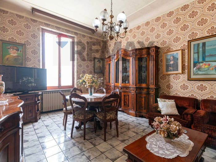 Appartamento con 6 locali in vendita in Viale Trieste, Porta Valle Stazione, Jesi