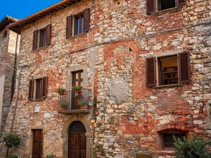 Casa con 6 locali in vendita in Piazza Serristori, Pieve A Presciano, Laterina Pergine Valdarno