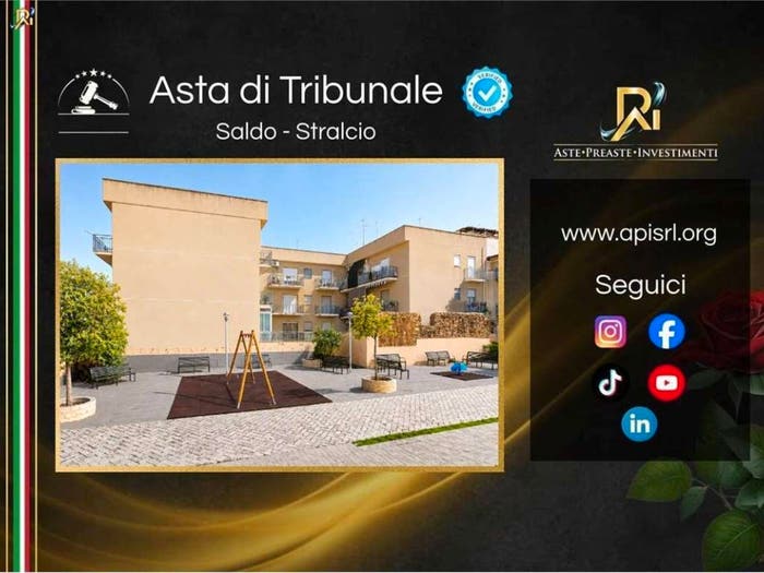 Appartamento con 5 locali in vendita in Via megara snc, Villasmundo, Melilli