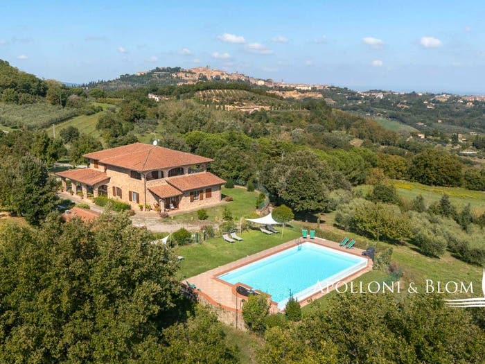 Casa con 6 locali in vendita in via di Gonzeto, Centro, Montepulciano