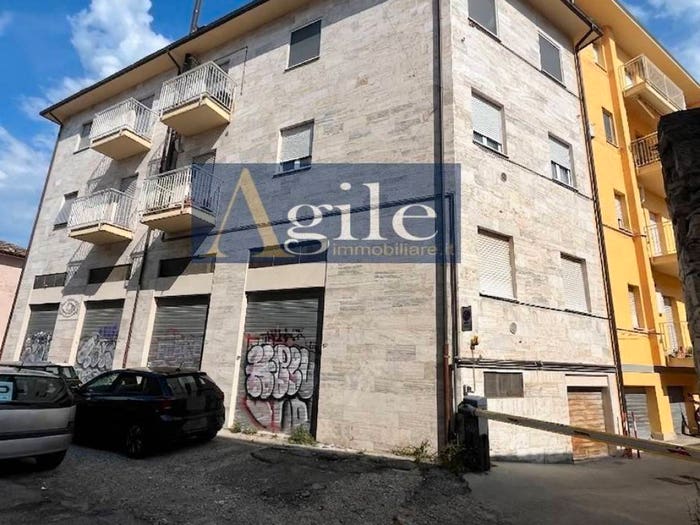 Appartamento con 5 locali in vendita in corso di sotto, Ascoli Piceno