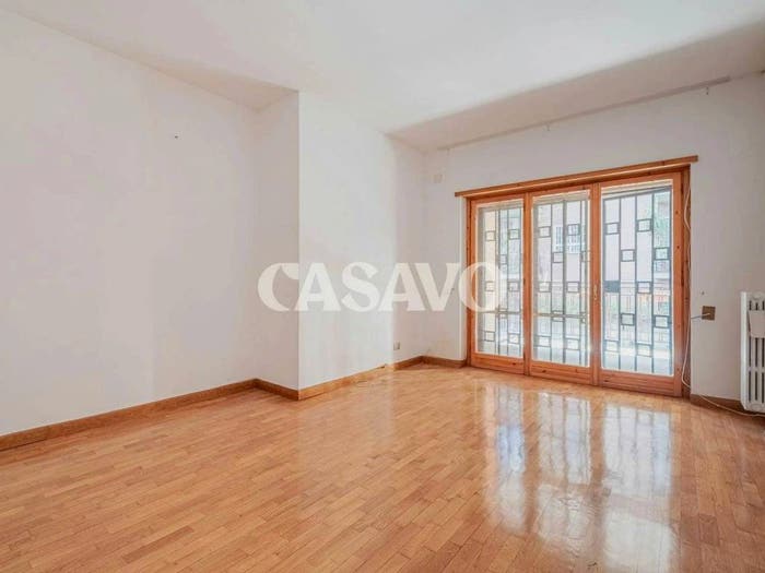 Appartamento trilocale in vendita in Via Sanzeno, Cortina d'Ampezzo, Roma