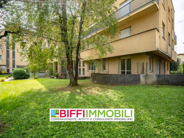 Appartamento con 6 locali in vendita in Via Tito Speri, Caleotto, Lecco