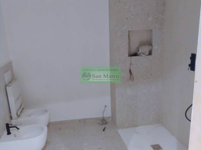 Appartamento con 6 locali in vendita in Via Guinigi, Piazza Anfiteatro Torre Guinigi, Lucca