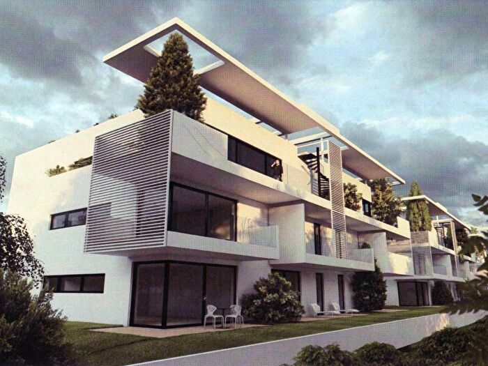 Appartamento con 6 locali in vendita in Palamostre, Udine