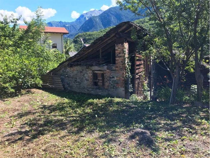 Casa con 6 locali in vendita in Frazione Isollaz, ChallandSaintVictor