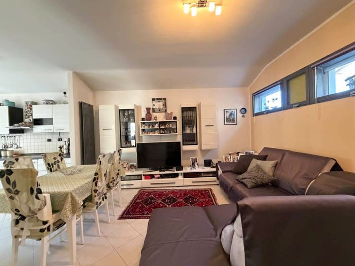 Appartamento con 5 locali in vendita in Limone Melara, La Spezia