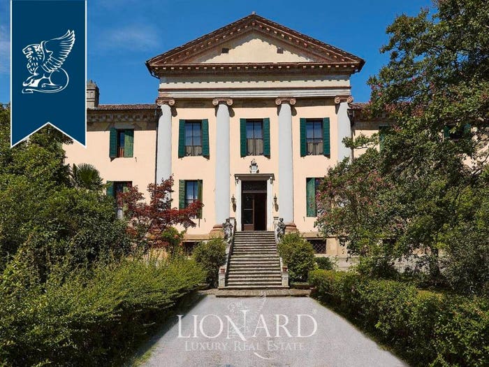 Casa con 6 locali in vendita in Centro, Abano Terme