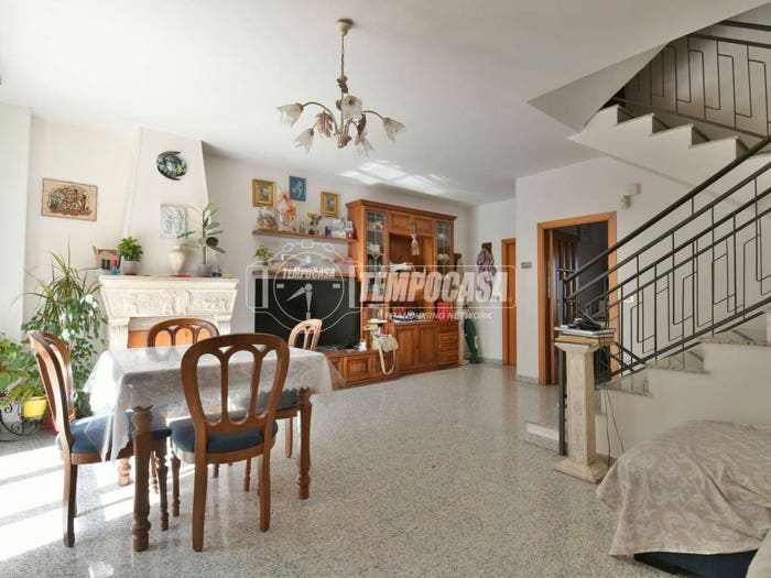 Casa quadrilocale in vendita in Ascoli Piceno