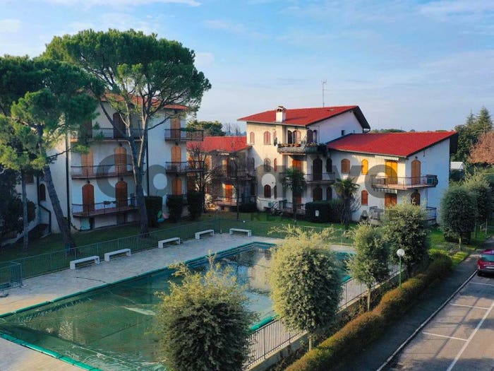 Appartamento trilocale in vendita in Via Benaco, Centro, Peschiera del Garda