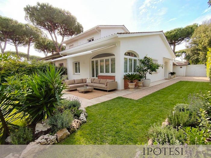 Casa con 5 locali in vendita in Via Gorizia, Vittoria Apuana, Forte dei Marmi