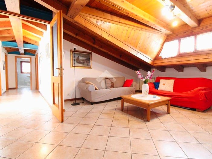 Appartamento quadrilocale in vendita in Via Olanda, Lido Est, Jesolo
