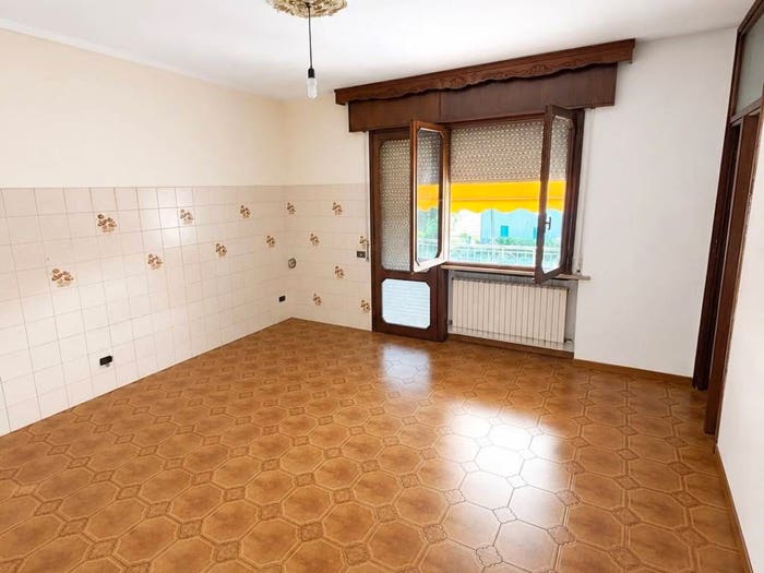 Appartamento quadrilocale in vendita in Via Roma, Centro, Cimadolmo