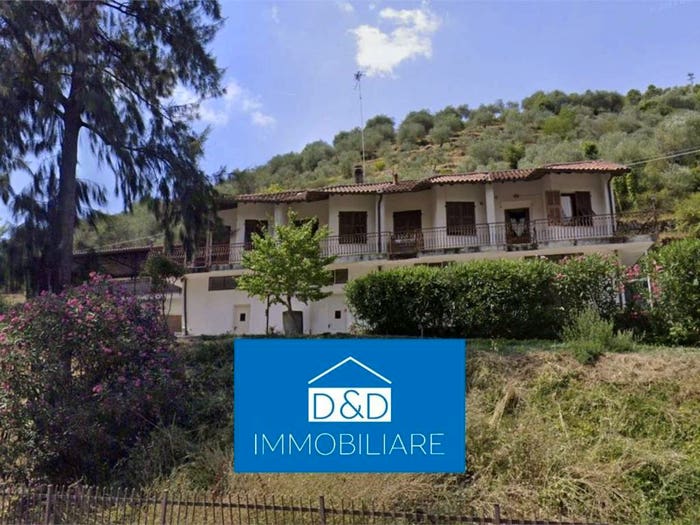 Appartamento con 5 locali in vendita in Via Provinciale, Dolceacqua