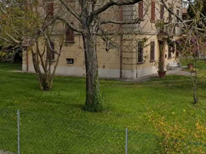Casa con 6 locali in vendita in Via D Giambi, Centro, Ravarino