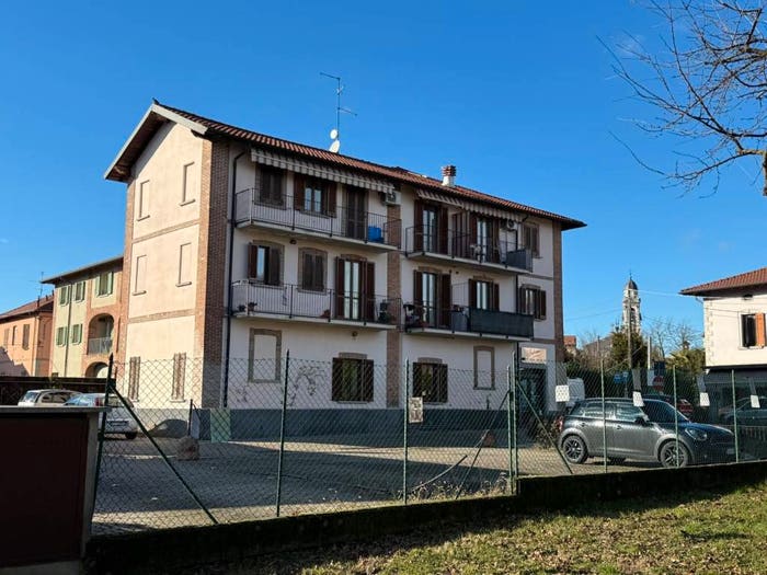 Appartamento trilocale in vendita in Via Varesina, Centro, Lurate Caccivio