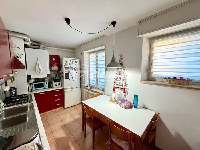 Appartamento con 5 locali in vendita in Via Pescarone, Visome, Belluno