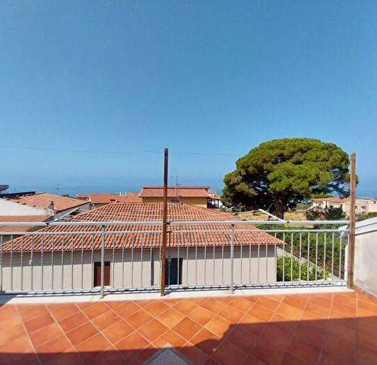 Appartamento trilocale in vendita in Via Cesare Battisti, Cittadella Del Capo, Bonifati